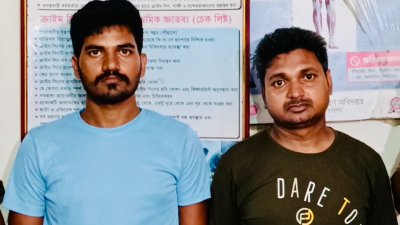 আটক দুই ব্যক্তি