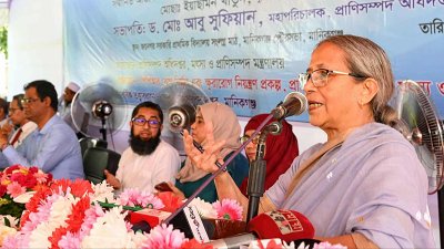 কথা বলছেন ফরিদা আখতার