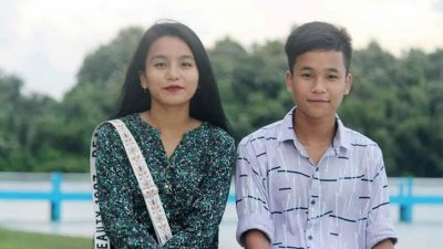 ঋতুপর্ণা ও তার ভাই পার্বণ