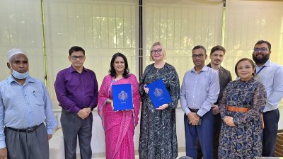 অনুদান চুক্তিতে উপদেষ্টা সৈয়দা রিজওয়ানা হাসান