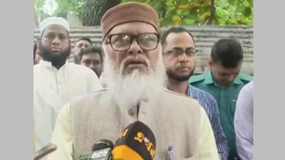 চট্টগ্রাম জেলা কারাগার পরিদর্শনকালে ধর্ম উপদেষ্টা