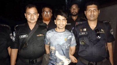 র‌্যাবের হাতে গ্রেফতার নান্নু