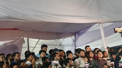 ঢাবিতে শিবিরের বিক্ষোভ
