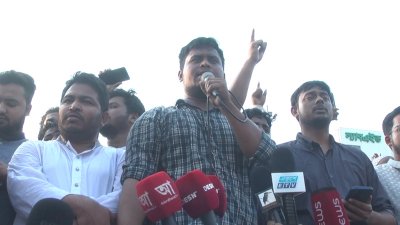 নারায়ণগঞ্জে সমাবেশে বক্তব্য দেন এনসিপি নেতা হাসনাত আবদুল্লাহ