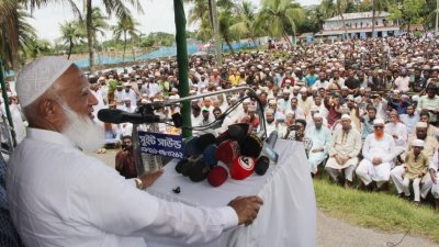 দাকোপে পথসভায় বক্তব্য দেন জামায়াত আমির