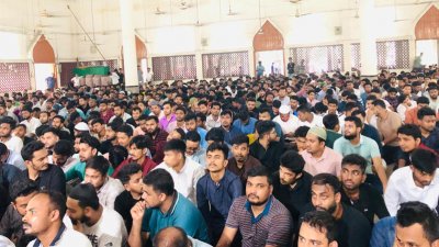 ঢাকা বিশ্ববিদ্যালয়ের মসজিদে দোয়া ও মিলাদ মাহফিল