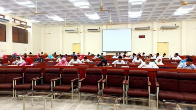 লিখিত পরীক্ষার ফলাফলের ওপর ভিত্তি করে মৌখিক পরীক্ষায় শিক্ষক নির্বাচন করা হবে