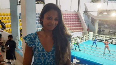 বাংলাদেশের বক্সিং রিংয়ে নামবেন জিনাত
