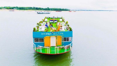 হাওরের সুলতান-৪ হাউসবোট