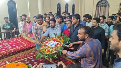 মওলানা আবদুল হামিদ খান ভাসানীর মাজারে শ্রদ্ধা নিবেদন ও জিয়ারত