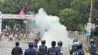 গোপালগঞ্জে সহিংসতা