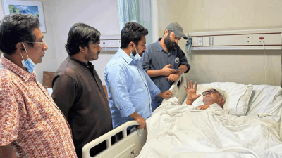 বদরুদ্দীন উমরকে দেখতে হাসপাতালে এনসিপির নেতারা