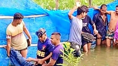 পুকুর থেকে লাশ উদ্ধার