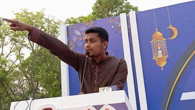হাসনাত আব্দুল্লাহ (ফাইল ছবি)