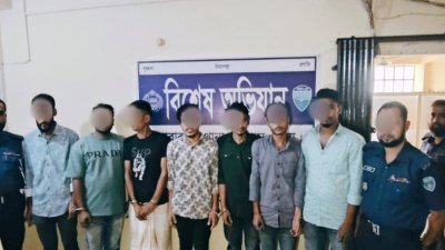 গ্রেফতার ৬ আসামি