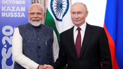 নরেন্দ্র মোদি ও ভ্লাদিমির পুতিন।