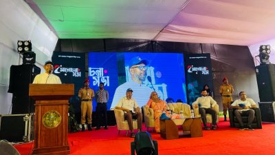 বক্তব্য দিচ্ছেন কুমিল্লা বিশ্ববিদ্যালয় উপাচার্য
