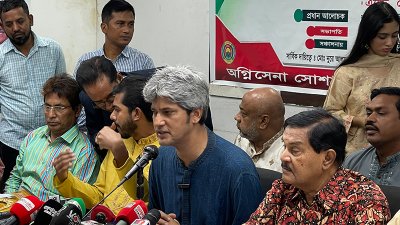 কথা বলছেন জোনায়েদ সাকি