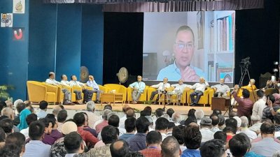 ডক্টরস অ্যাসোসিয়েশন অব বাংলাদেশের (ড্যাব) কাউন্সিলে ভার্চুয়ালি যুক্ত হয়ে বক্তব্য দেন তারেক রহমান