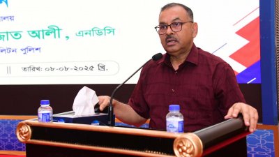 বক্তব্য দিচ্ছেন ডিএমপি কমিশনার শেখ মো. সাজ্জাত আলী