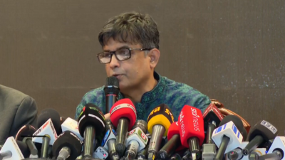 প্রেস ব্রিফিংয়ে শফিকুল আলম