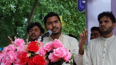 আলোচনা সভায় বক্তব্যে নুরুল হক নুর