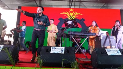রাজশাহীতে বিএনপির মঞ্চে নিয়মিত পারফর্ম করছেন সাবেক প্রতিমন্ত্রী জুনাইদ আহমেদ পলকের ভগ্নিপতি কণ্ঠশিল্পী গৌরব হোসেন তুষার