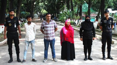 হত্যার ঘটনায় প্রধান আসামিসহ তিন জনকে গ্রেফতার করেছে র‌্যাব