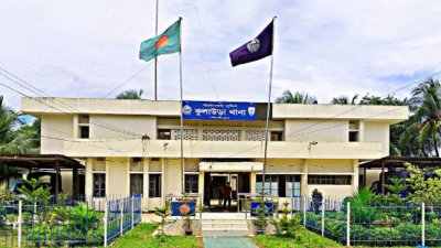 ওই স্কুলছাত্রকে গ্রেফতার করেছে কুলাউড়া থানা পুলিশ