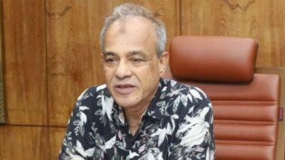 রাষ্ট্র উপদেষ্টা লেফটেন্যান্ট জেনারেল মো. জাহাঙ্গীর আলম চৌধুরী (অব.)