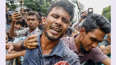 গণপিটুনি ও মব ভায়োল্যান্সের শিকার রিকশাচালক আজিজুর রহমান