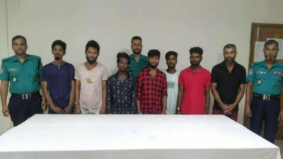 গ্রেফতার কয়েকজন