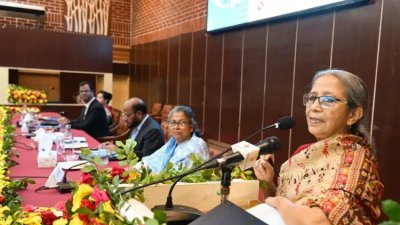 ‘টেকসই মৎস্যসম্পদ ব্যবস্থাপনায় অভয়াশ্রমের গুরুত্ব ও ভবিষ্যত করণীয়’ শীর্ষক এক সেমিনারে বক্তব্য রাখছেন ফরিদা আখতার ,ছবি: বাসস