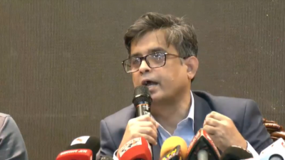 কথা বলছেন শফিকুল আলম