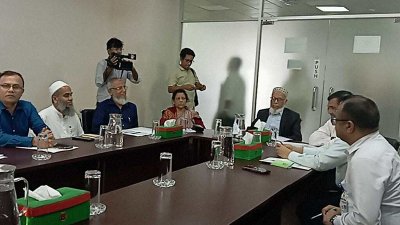 নির্বাচনের কর্মপরিকল্পনা নিয়ে ইসির বৈঠক
