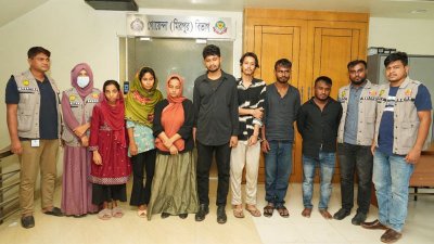রাজধানীর শেওড়াপাড়া ও তেজগাঁও এলাকা থেকে তাদের গ্রেফতার করা হয়