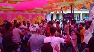 কর্মী সম্মেলনে দুই পক্ষের মারামারি