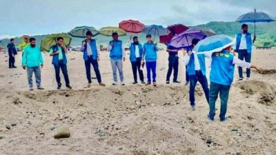 সাদা পাথর লুটের ঘটনায় স্পটে তদন্তে গিয়েছিল দুদকের টিম