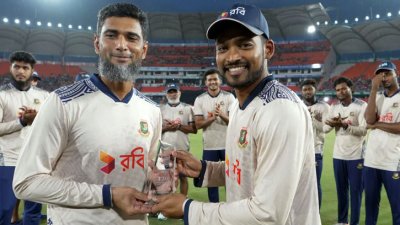 গত বছর অক্টোবরে শেষ টি-টোয়েন্টি খেলেন মাহমুদউল্লাহ