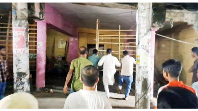 হামলা চালানো হয়েছে জাতীয় পার্টির অফিসে