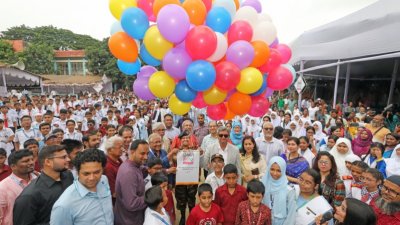 মিরপুর ক্যান্টনমেন্ট পাবলিক স্কুল অ্যান্ড কলেজ প্রাঙ্গনে উদ্বোধনী অনুষ্ঠান