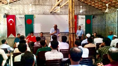 রোহিঙ্গা ক্যাম্পে আসিয়ান এমপিরা