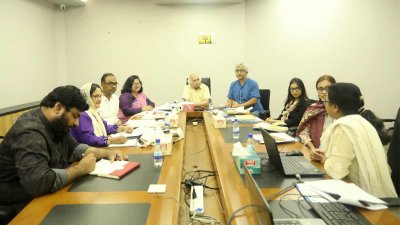 ইউজিসি চেয়ারম্যান অধ্যাপক ড. এস এম এ ফয়েজের সঙ্গে ইউএন উইমেনের প্রতিনিধি দল