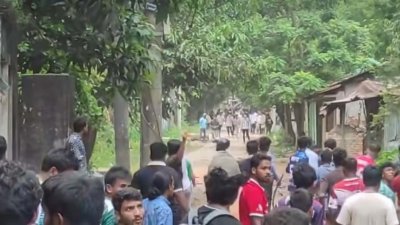 দুই পক্ষের সংঘর্ষ/ফাইল ছবি