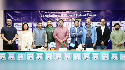সংবাদ সন্মেলনে ফুটসাল কমিটির চেয়ারম্যান ইমরানুর রহমান