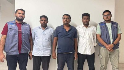 সিআইডির হেফাজতে গ্রেফতার ব্যক্তিরা
