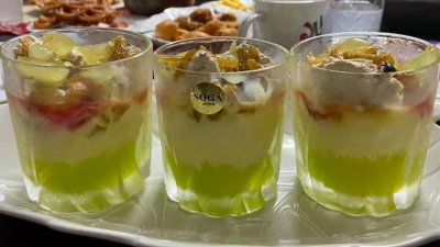 গরমে তৃপ্তির কাস্টার্ড শট