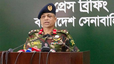ব্রিফিংয়ে কর্নেল মো. শফিকুল ইসলাম