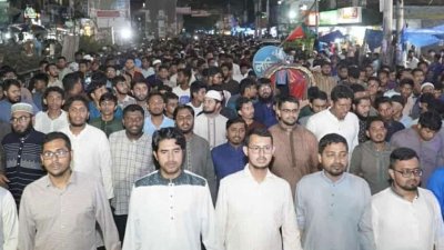বায়তুল মোকাররম উত্তর গেট থেকে মিছিলটি শুরু হয়ে জাতীয় প্রেসক্লাবের সামনে এসে সংক্ষিপ্ত সমাবেশের মাধ্যমে শেষ হয়