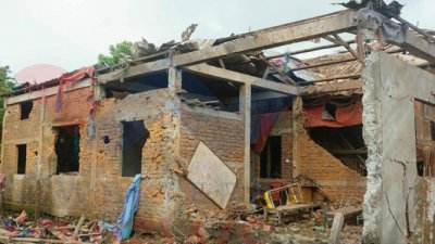 হামলায় নিহতদের মধ্যে ১৮জন শিশু। ছবি: ইরাবতী